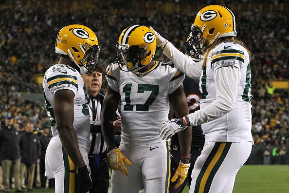 Pictured above, the Green Bay Packers play a Thursday night game. Thursday night games may be canceled by the NHL because they do not have enough viewers. 