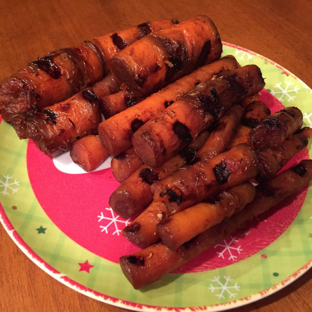 Pictured above are grilled carrots marinated in home made sauce that contained water, rice vinegar, soy sauce, and sesame oil. The carrots were then left for 24 hours and later grilled.