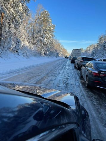 Drivers come to a complete stop on Interstate 95 due to six-eight inches of snow that fell throughout the day on the 4th of January. The Virginia Department of Transportation had 80 miles of roadway in Fredericksburg, Virginia shut down for almost two days.