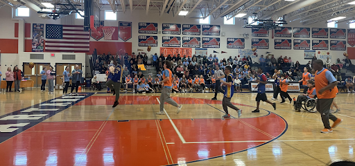 After working hard during team practices for the “Ballin’ with Buddies event, the Buddies Clubs players’ skills and dedication to the game fills the crowd with joy.