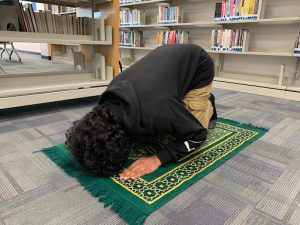 At 1:10 p.m., a variety of Muslim students come together to devote themselves to God in the newly designated prayer space located in the library. “It's a huge upgrade considering what we had in the past years,” said Akhtar.